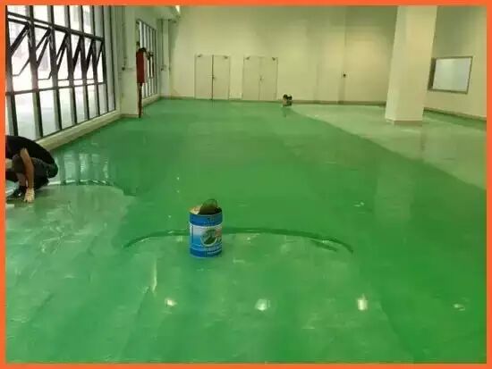 华南热作学院选择适合室外地坪漆翻新的材料 